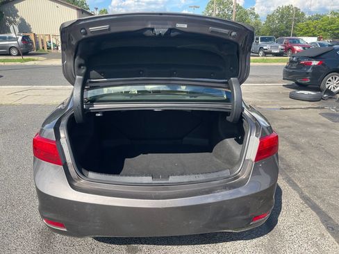 Used 2013 Acura ILX w/ Technology Package FWD image 16