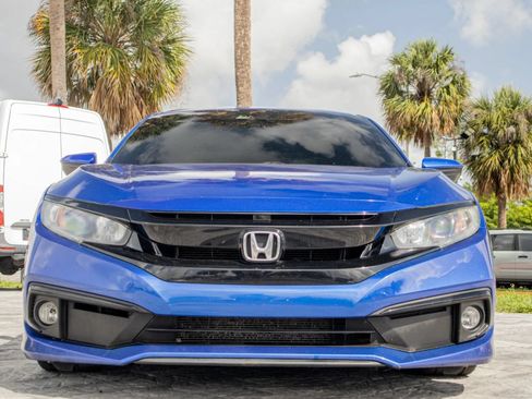 Used 2020 Honda Civic Sport image 2