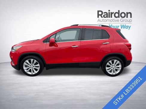 Used 2020 Chevrolet Trax Premier FWD image 4