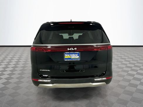 Used 2024 Kia Carnival SX FWD image 9
