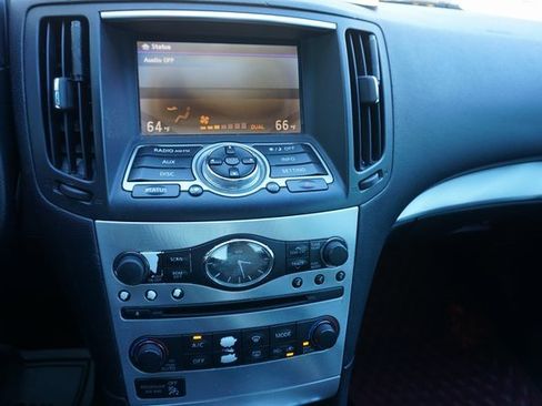 Used 2014 INFINITI Q60 Journey w/ Premium Package image 4