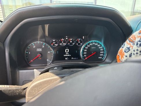 Used 2017 GMC Sierra 2500 Denali w/ Duramax Plus Package image 5