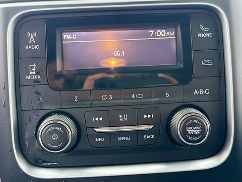 Used 2019 RAM 1500 Tradesman w/ Power & Remote Entry Group image 16