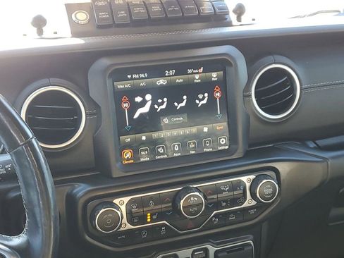 Used 2020 Jeep Gladiator Overland w/ Advanced Safety Group image 28