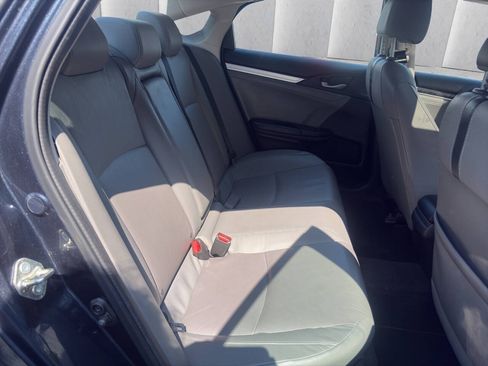 Used 2017 Honda Civic EX-L image 16