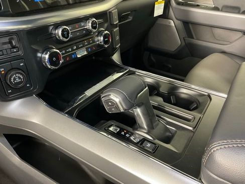 New 2025 Ford F150 Lariat w/ Equipment Group 502A High image 19