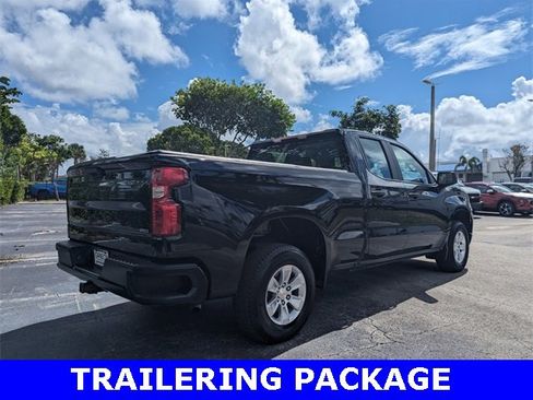Used 2025 Chevrolet Silverado 1500 W/T w/ Trailering Package image 9