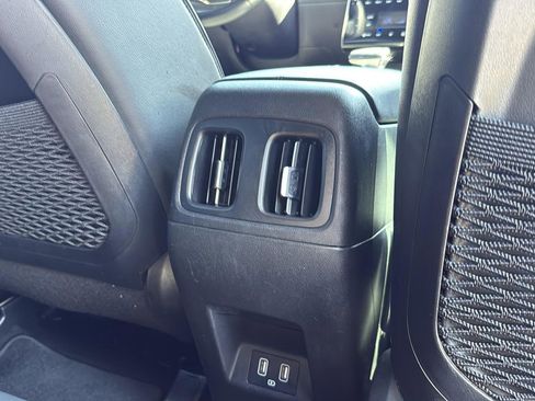 Used 2022 Hyundai Santa Cruz Limited image 28