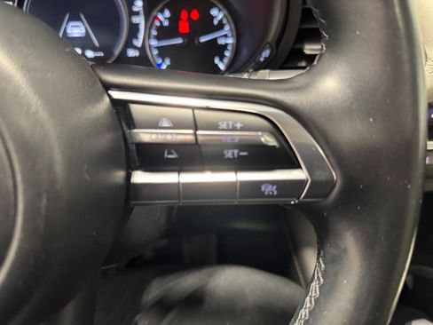 Used 2020 MAZDA MAZDA3 Premium AWD 4dr Sedan image 27