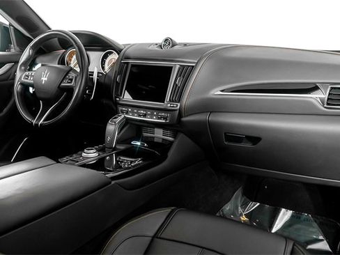 Used 2024 Maserati Levante Modena Ultima image 37