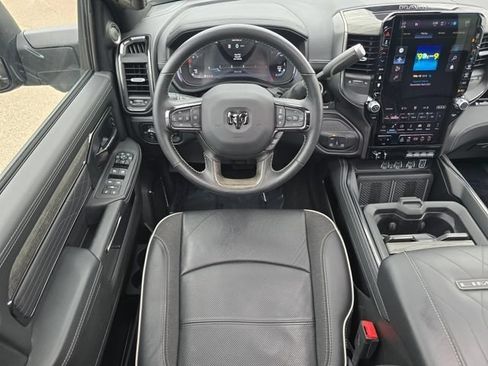 Used 2026 RAM 2500 Limited AWD/4WD image 4