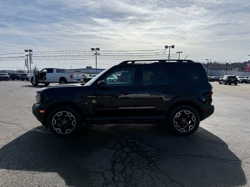 New 2025 Ford Bronco Sport Outer Banks image 6