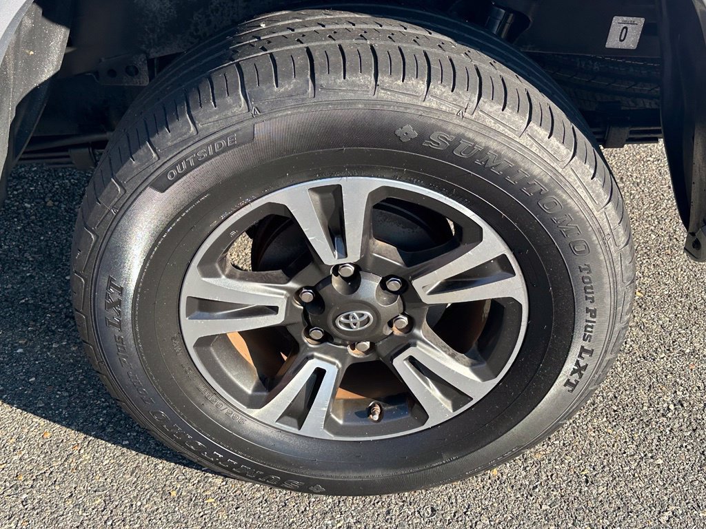 Used 2016 Toyota Tacoma TRD Sport w/ Towing Package RWD image 35