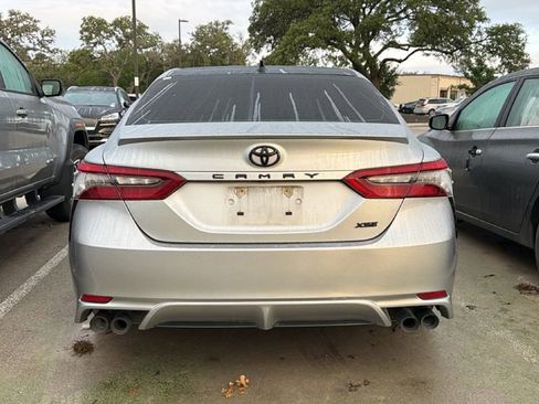 Used 2021 Toyota Camry XSE FWD image 6