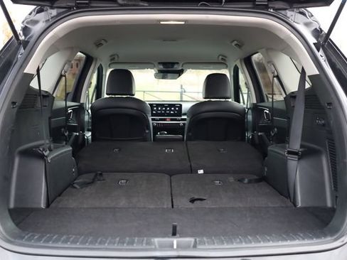 Certified 2024 Kia Sorento S image 32