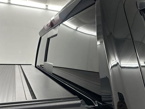 Used 2023 GMC Sierra 1500 AT4 w/ Technology Package image 35