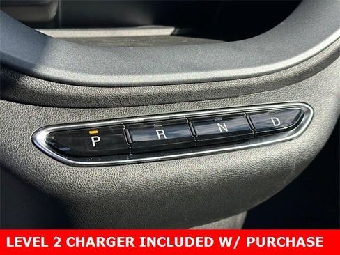 New 2024 FIAT 500 e (RED) image 21