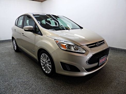 Used 2017 Ford C-MAX SE FWD image 3