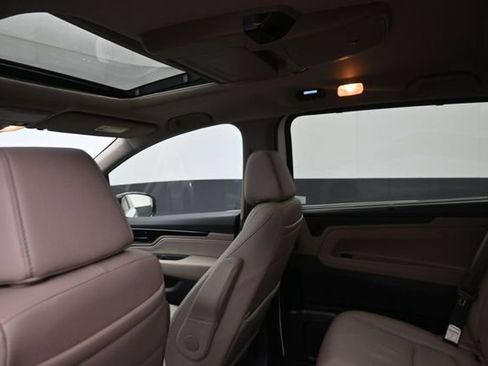 Used 2024 Honda Odyssey Touring image 20