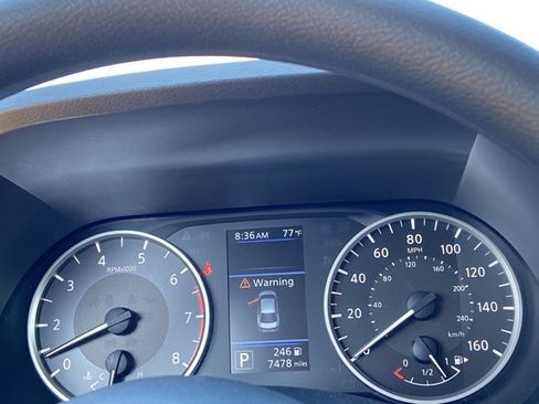 Used 2025 Nissan Sentra S FWD image 22