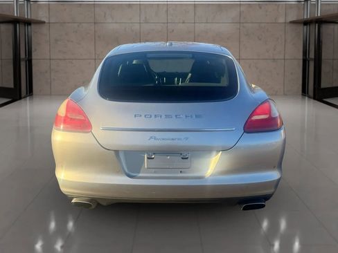 Used 2011 Porsche Panamera 4 image 5