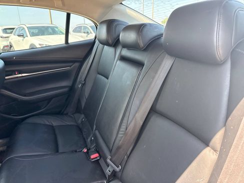 Used 2020 MAZDA MAZDA3 Sedan w/ Select Package FWD image 11