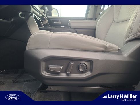 Used 2023 Toyota Tundra Limited w/ Power Package image 14