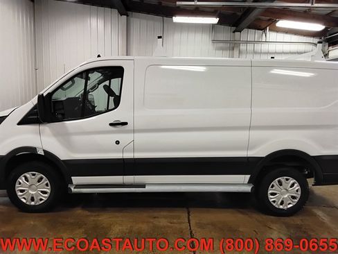 Used 2024 Ford Transit 250 Low Roof w/ Exterior Upgrade Package RWD image 2
