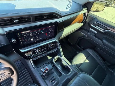 Used 2024 GMC Sierra 1500 Denali w/ Denali Reserve Package image 20