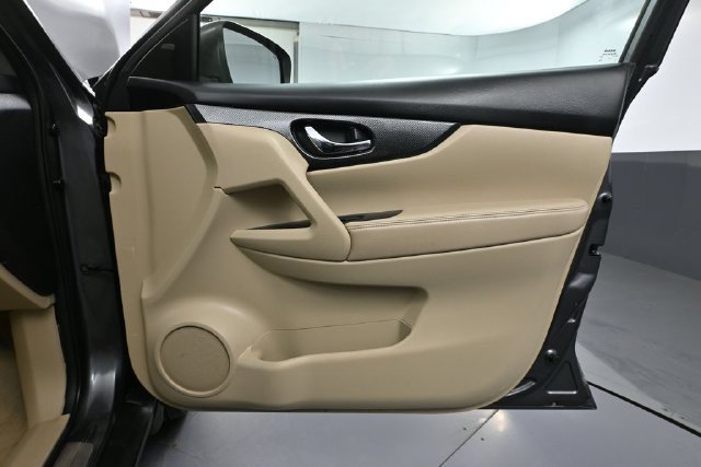 Used 2014 Nissan Rogue SL w/ SL Premium Package FWD image 39