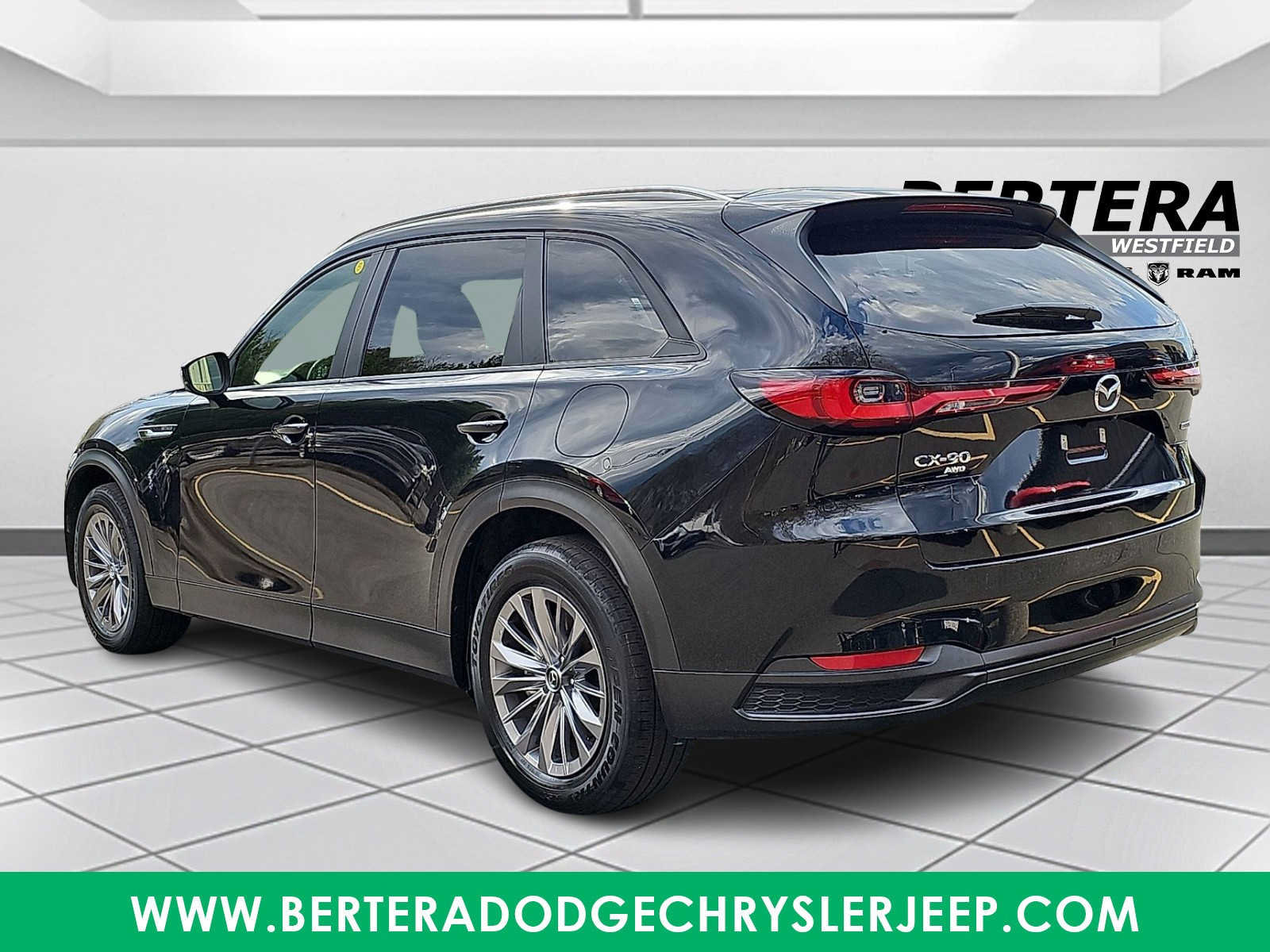 Used 2025 MAZDA CX-90 3.3 Turbo w/ Select Package AWD/4WD image 4