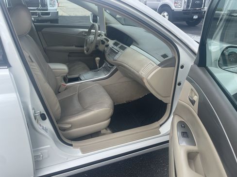 Used 2005 Toyota Avalon XLS FWD image 27