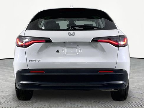 Used 2023 Honda HR-V LX image 6