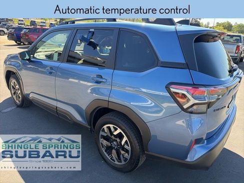 Certified 2025 Subaru Forester Premium AWD/4WD image 6