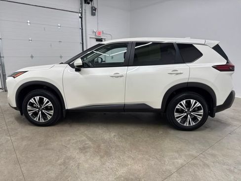 Used 2023 Nissan Rogue SV AWD/4WD image 8