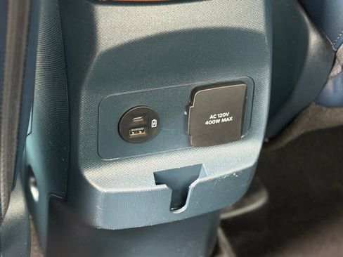 Certified 2024 Ford Maverick Lariat FWD image 8