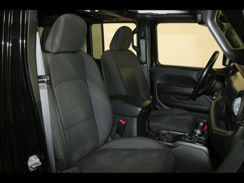 Used 2022 Jeep Wrangler Unlimited Sport w/ Sun And Sound Package AWD/4WD image 28