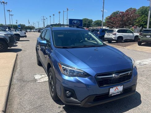 Used 2019 Subaru Crosstrek 2.0i Premium w/ Eyesight System AWD/4WD image 2