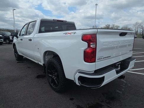 Used 2022 Chevrolet Silverado 1500 Custom image 11