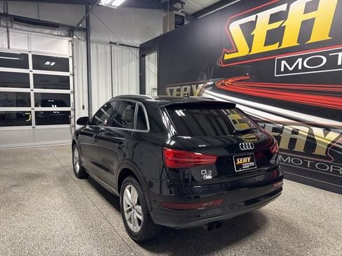 Used 2018 Audi Q3 2.0T Premium Plus w/ Premium Plus Package AWD/4WD image 19