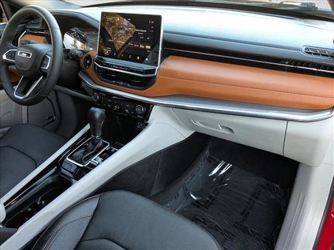 Used 2023 Jeep Compass Limited w/ Sun and Sound Group image 23