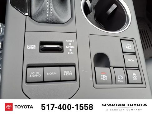 New 2026 Toyota Highlander XLE AWD/4WD image 23