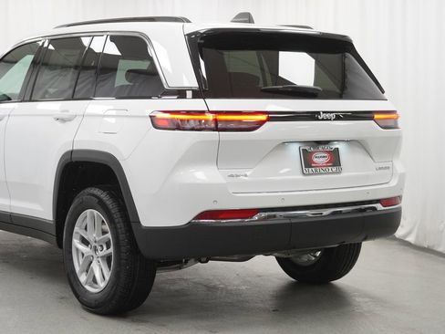 New 2026 Jeep Grand Cherokee Laredo X AWD/4WD image 12