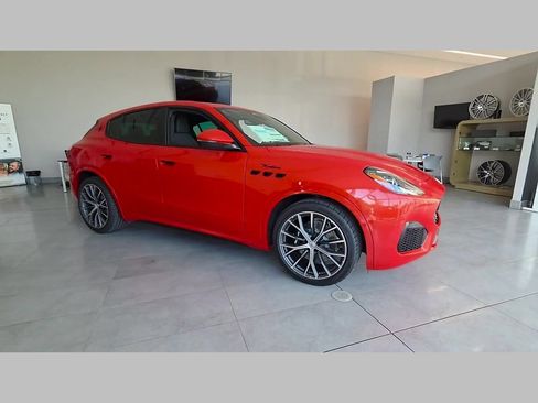 New 2026 Maserati Grecale Modena AWD/4WD image 40