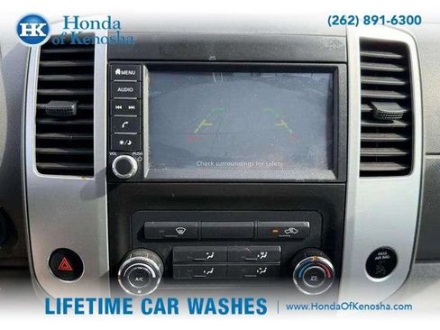 Used 2019 Nissan Frontier SV image 16