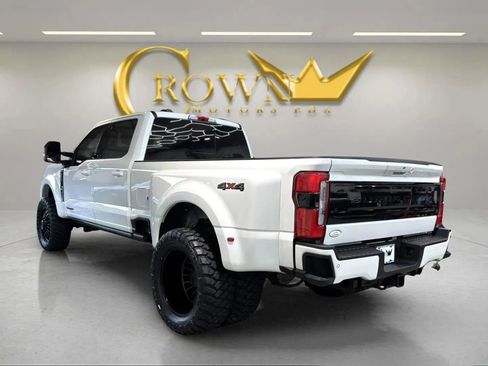 Used 2025 Ford F450 Platinum image 10