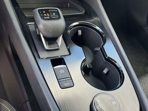 Certified 2025 Nissan Rogue SV AWD/4WD image 28