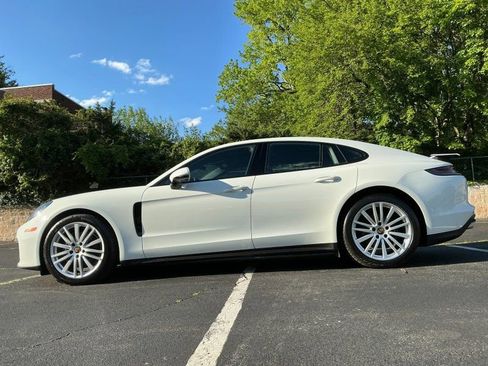 Used 2023 Porsche Panamera 4 AWD/4WD image 8