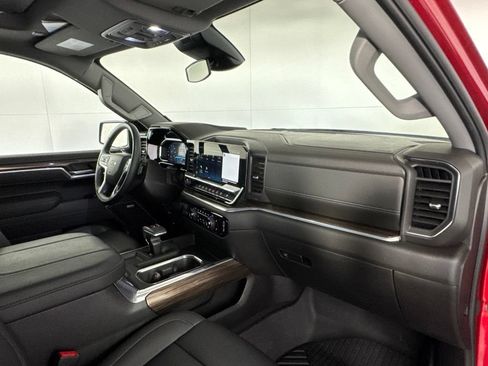 Used 2026 Chevrolet Silverado 1500 RST w/ RST All Star Premium Package AWD/4WD image 38