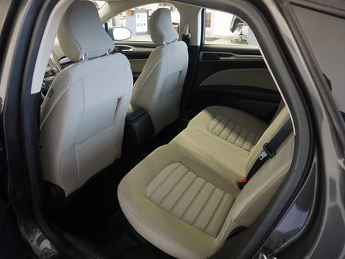 Used 2017 Ford Fusion S image 18